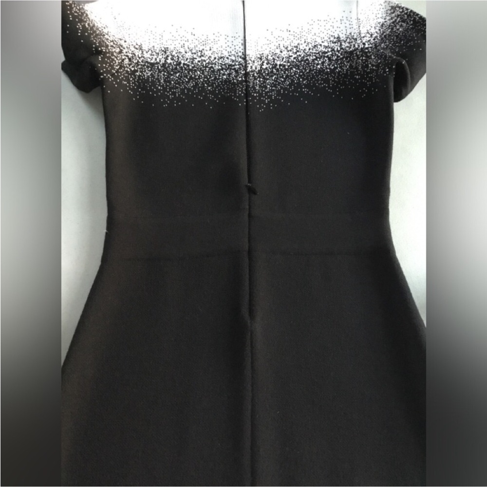 OSCAR DE LA RENTA SHORT SLEEVE DRESS BACK HIDDEN ZIP SIZE MEDUIM VIRGIN WOOL - Picture 15 of 15
